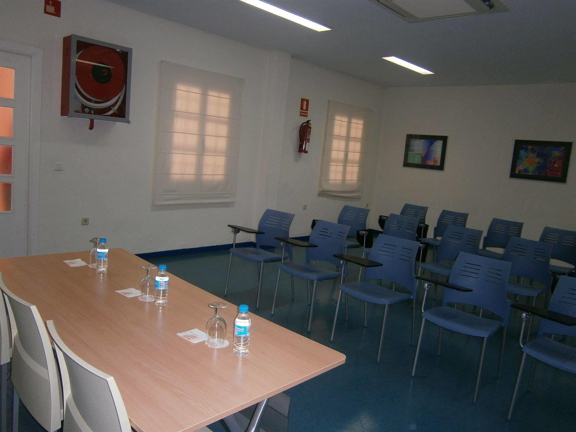 Albergue Inturjoven Ουέλβα Εξωτερικό φωτογραφία